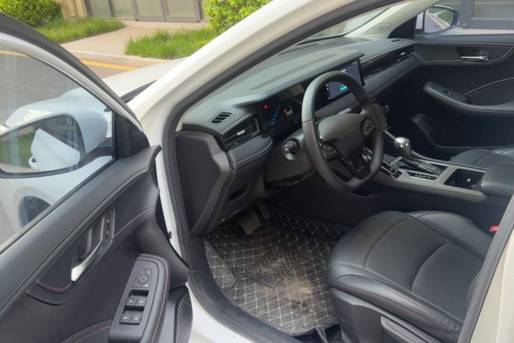 Used Roewe i5 2023 1.5L CVT Luxury Edition