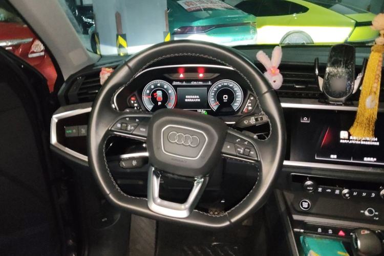 Used Audi Q3 2022 35 TFSI Fashion Dynamic Model
