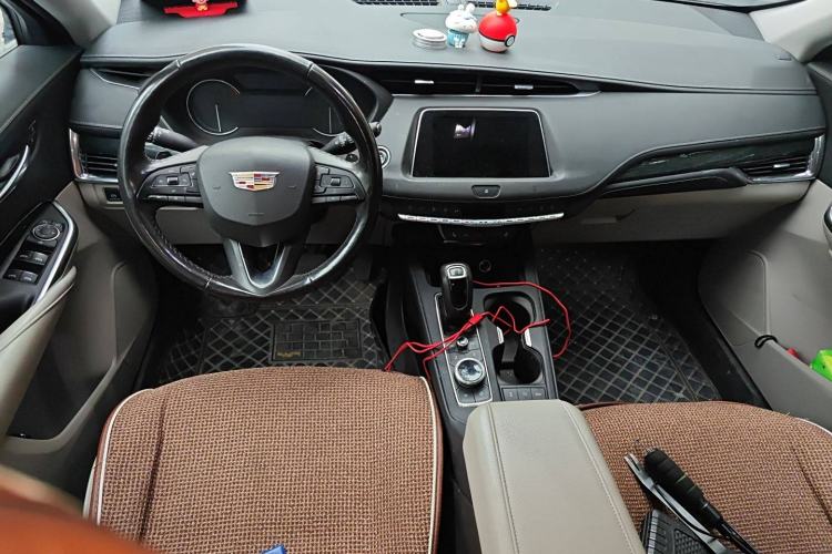 Used Cadillac XT4 2018 28T Two-Wheel-Drive Luxury Model