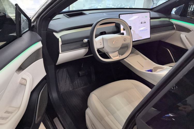 Used ONVO L60 2024 60 kWh Rear-Drive Version Driver Seat