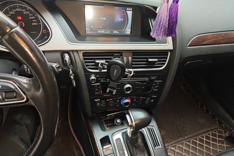 Used Audi A4L 2013 35 TFSI Automatic Comfort Model
