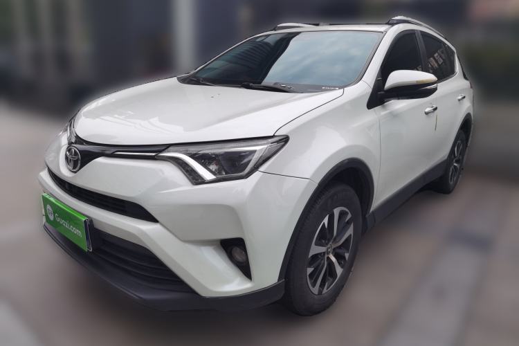 Used Toyota RAV4 2016 2.0L CVT Two-Wheel Drive Fashion Edition China V Standard