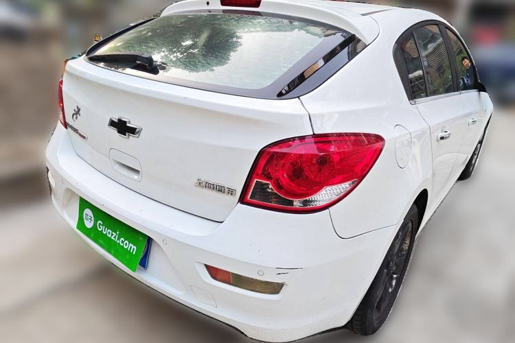 Used Chevrolet Cruze 2013 Hatchback 1.6T Automatic Flagship Model