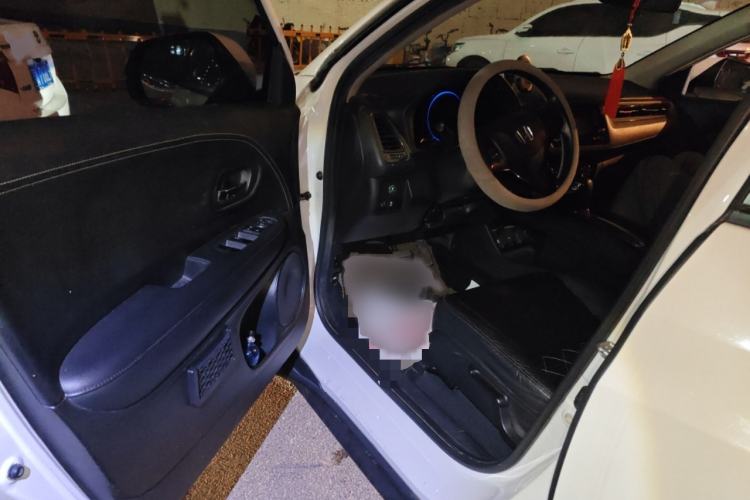 Used Honda Vezel 2016 1.8L CVT Front-Wheel Drive Pioneer Edition
