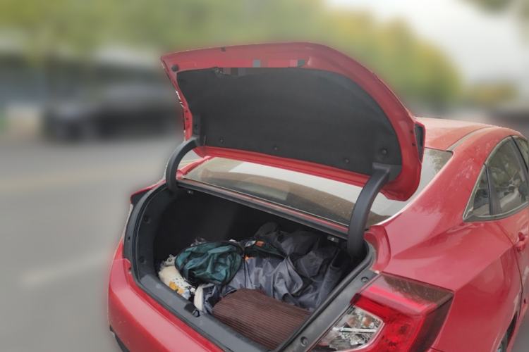 Used Honda Civic 2019 220TURBO CVT Dynamic Edition China VI Trunk