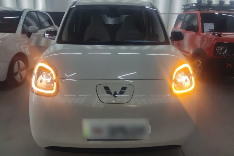 Used Wuling Hongguang MINIEV 2025 Four-Door Version Advanced Edition
