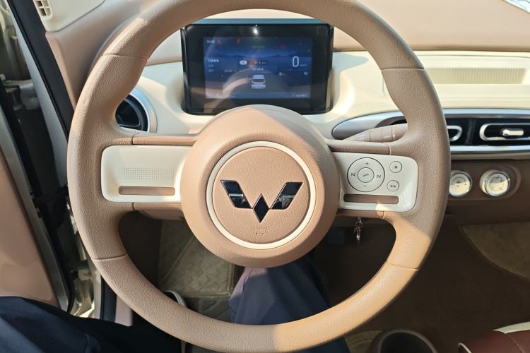 Used Wuling Hongguang MINIEV 2025 Four-Door Version Advanced Edition
