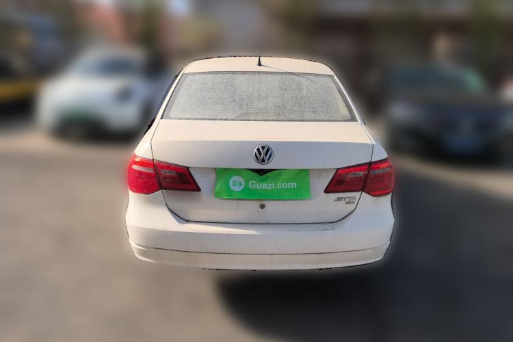 Used Volkswagen Jetta 2015 Value Edition 1.6L Manual Fashionable Style
