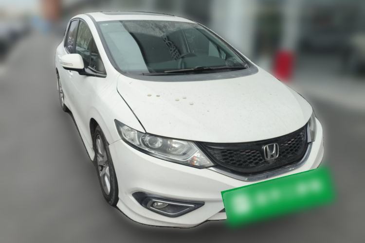 Used Honda Jade 2014 1.8L Automatic Comfort Elite Version 5 Seats Front Right 45 Deg