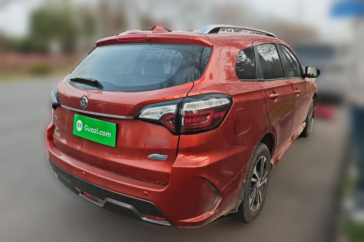 Used Venucia T70 2018 2.0L CVT Smart Edition
