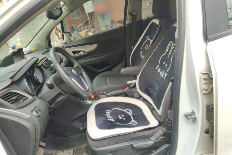 Used Buick Encore 2015 1.4T Automatic Two-Wheel Drive Urban Elite Version Left Front Seat