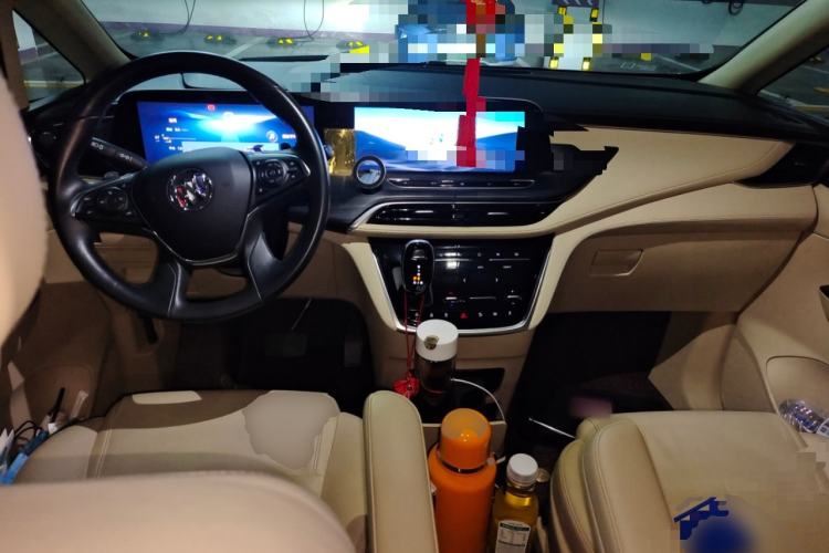 Used Buick GL8 2023 ES Lu Zun Deluxe Model Center Console