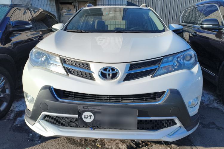 Used Toyota RAV4 2015 2.0L CVT Two-Wheel Drive Fashion Edition