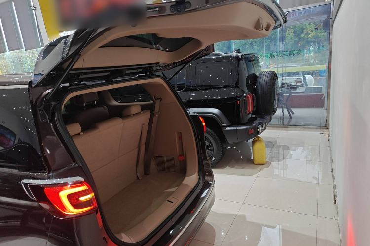 Used Buick GL8 2021 ES Land Cruiser 653T Luxury Edition
