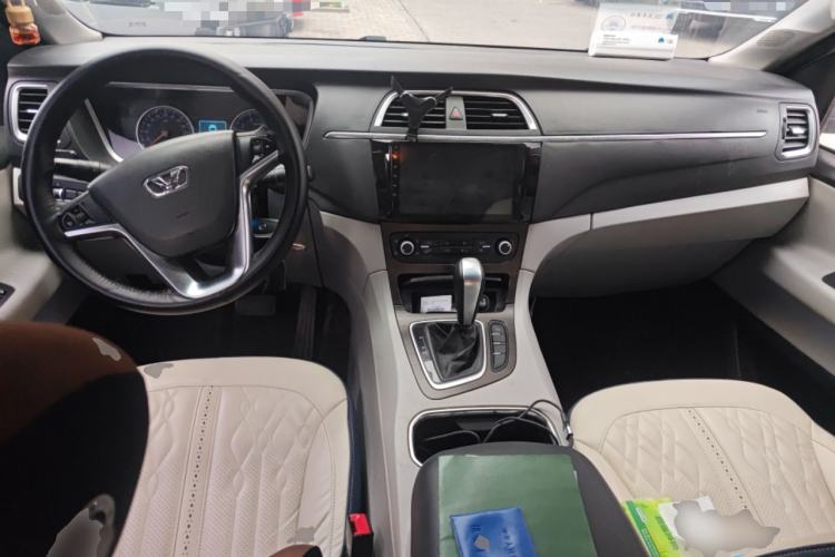 Used Huasong 7 2017 2.0T Automatic Elite Edition