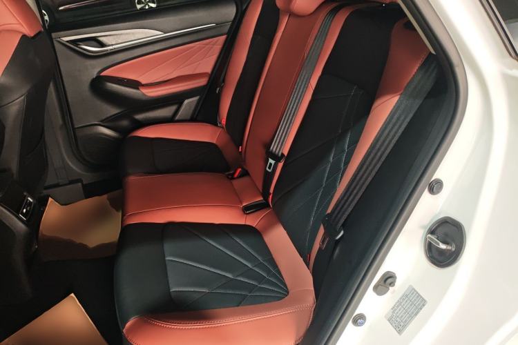 Used CHANGAN Eado 2023 Changan Edition PLUS Blue Whale NE 1.4T GDI DCT Prestige Version
