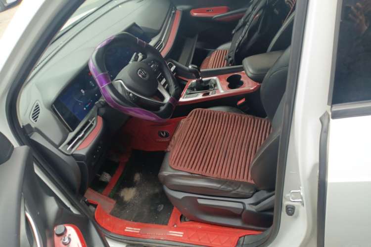 Used CHANGAN CS55PLUS 2020 1.5T Manual Colorful Model
