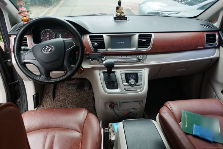 Used SAIC MAXUS G10 2014 2.0T Automatic Elite Edition