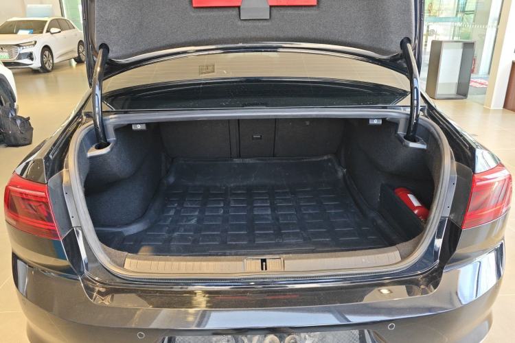 Used Volkswagen Magotan 2020 330TSI DSG Luxury Edition