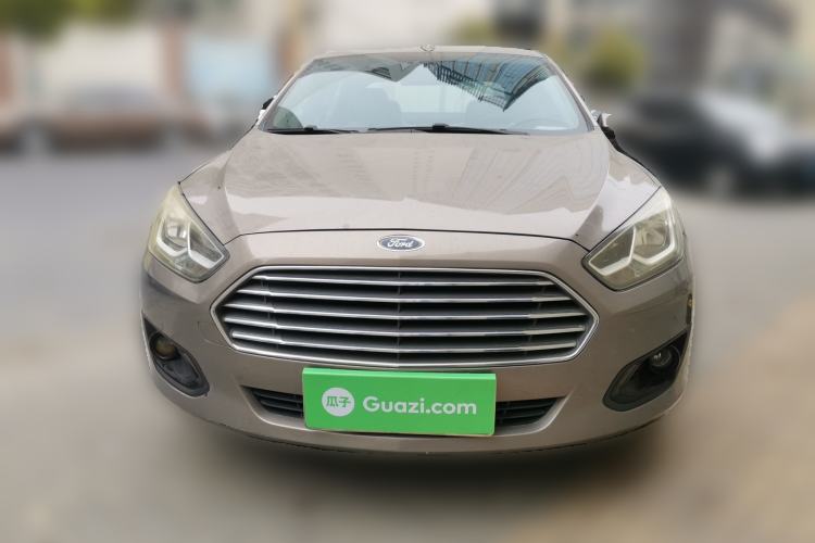 Used Ford Escort 2015 1.5L Manual Comfort Model
