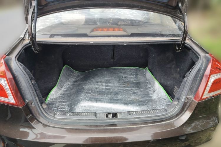 Used Geely Auto Diamond 2016 1.5L Manual Entry-Level Trim