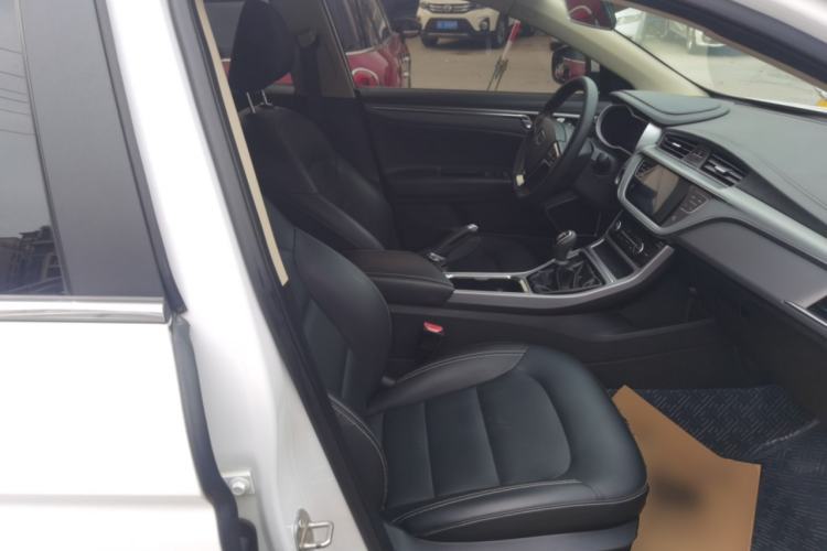 Used Geely Auto Emgrand GL 2018 1.4T Manual Elite Smart Connectivity Version