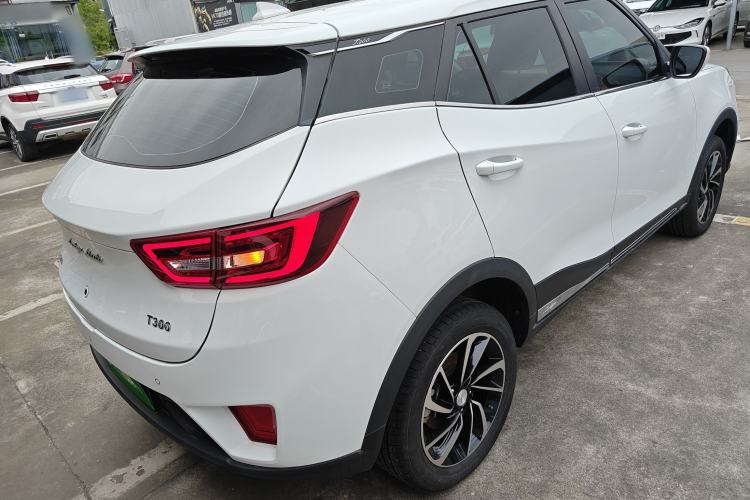 Used Zotye T300 2023 T300L 1.5L Manual Standard Edition