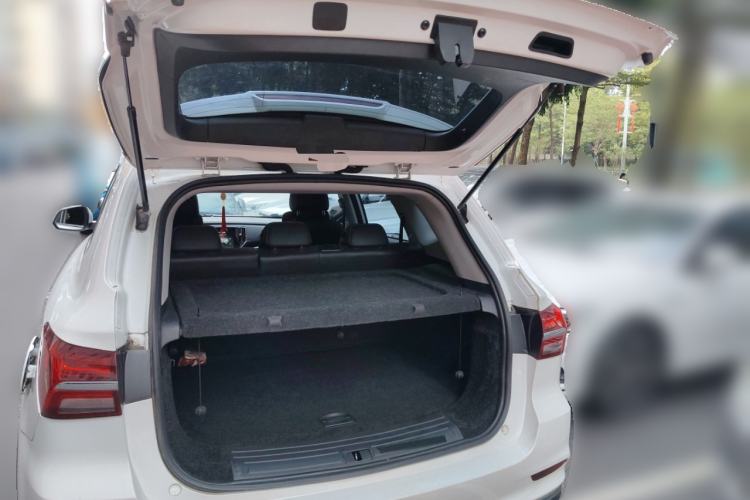 Used Roewe RX5 New Energy 2017 eRX5 50T Hybrid Connected Prestige Flagship Edition
