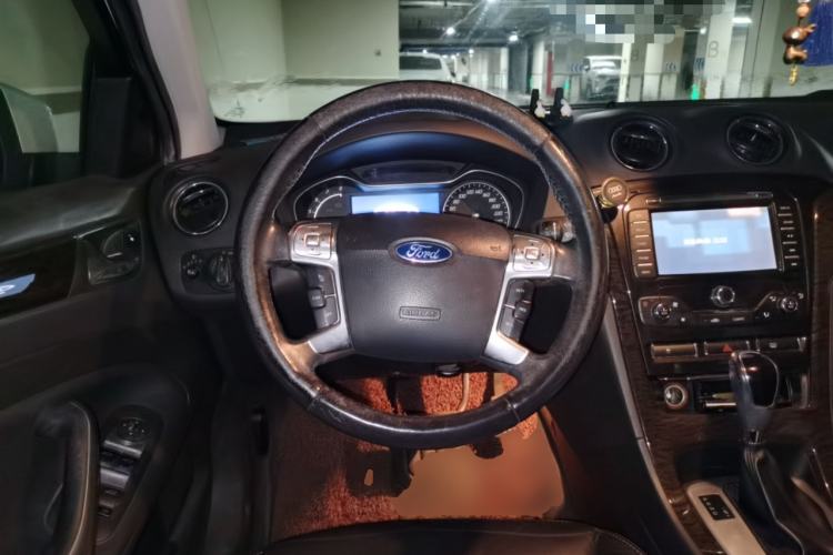 Used Ford Mondeo 2011 2.3L Luxury Model