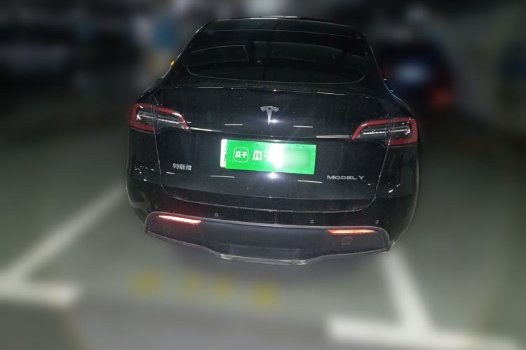 Used Tesla Model Y 2021 Long-Range All-Wheel-Drive Version