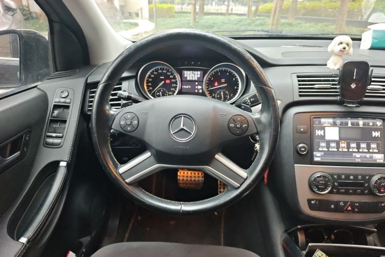 Used Mercedes-Benz R-Class 2014 R 320 4MATIC Business Model
