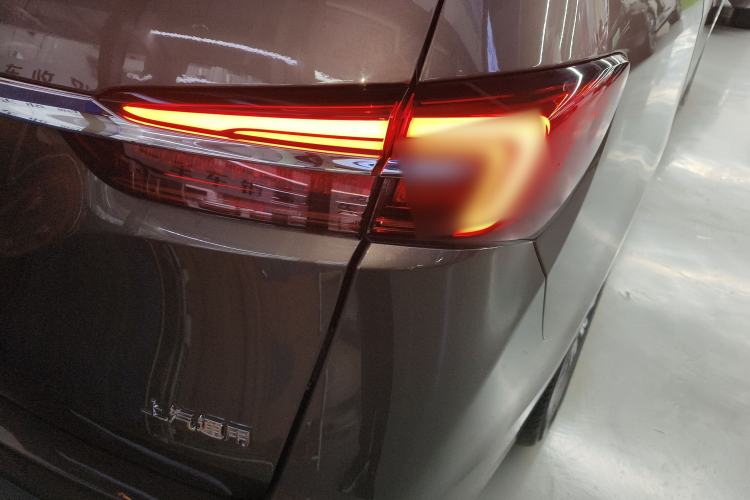 Used Buick GL8 2023 Land Executive Class Smart Enjoyment Model
