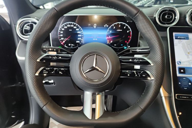 Used Mercedes-Benz GLC 2024 GLC 260 L 4MATIC Luxury Model 5 Seats