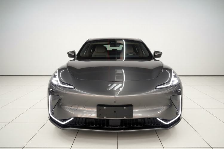 Used IM LS7 2023 100kWh Lux Rear-Drive Version Exterior 1