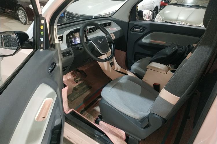 Used Wuling Hongguang MINIEV 2021 Macaron Premium Model – Lithium-NMC Driver Seat