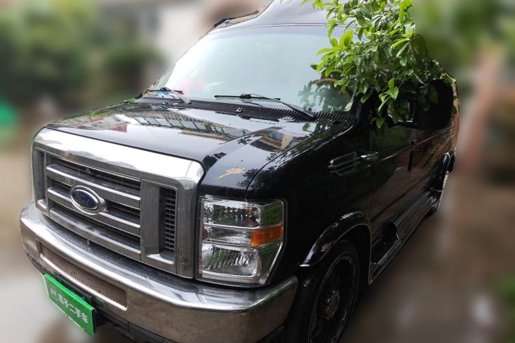 Used Ford E350 