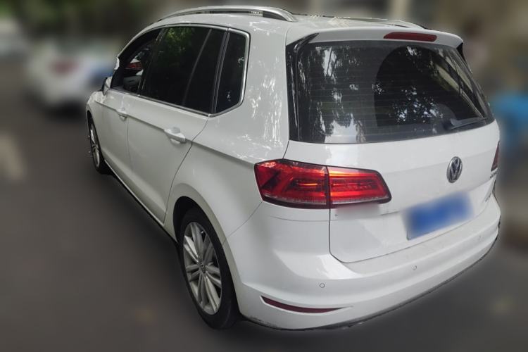 Used Volkswagen Golf Sportsvan 2018 280TSI Automatic Luxury Model Rear Left 45 Deg