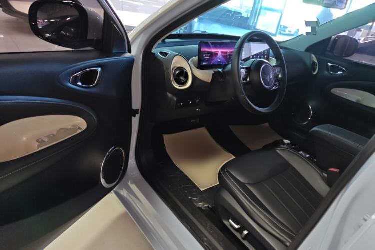 Used Wuling Bingo 2023 410 km Lingxi Deluxe Edition
