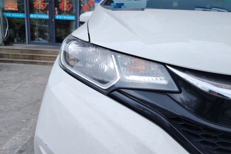 Used Honda Fit 2018 1.5L CVT Comfort Version Right Front Headlight