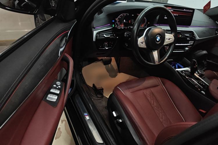 Used BMW 5 Series 2022 Second Facelift 530Li Leading Edition M Sport Package
