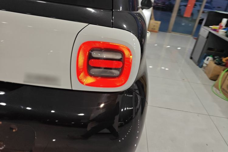 Used ORA Black Cat 2021 351 km Standard Version
