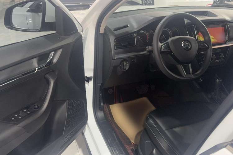 Used Skoda Kamiq 2023 Revised 1.5L Automatic Comfort Edition
