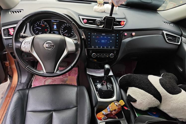 Used Nissan X-Trail 2015 2.0L CVT Comfort MAX Edition 2WD
