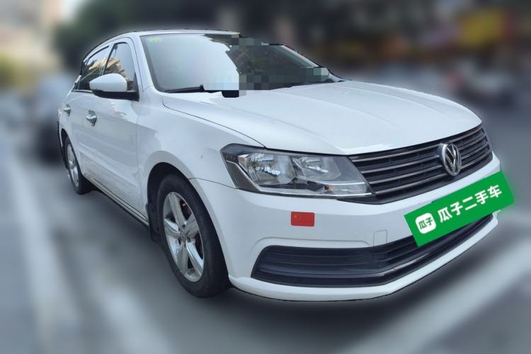 Used Volkswagen Lavida 2017 1.6L Automatic Fashion Edition Front Right 45 Deg