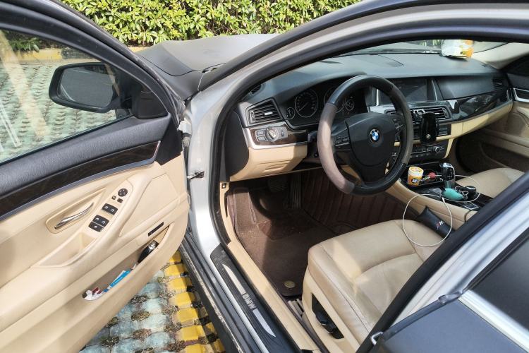 Used BMW 5 Series 2012 523Li Luxury Model
