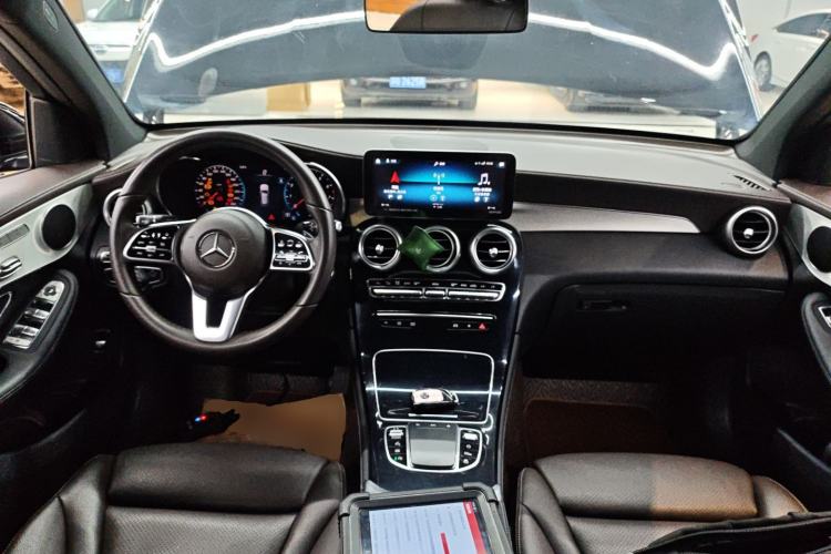 Used Mercedes-Benz GLC 2022 Second Facelift GLC 260 L 4MATIC Dynamic Edition
