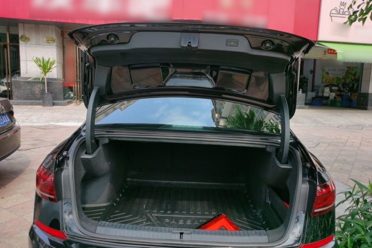 Used Volkswagen Passat 2023 Revised 330TSI Starry Luxury Edition Trunk