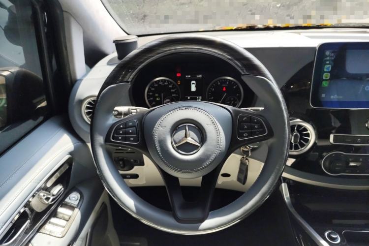 Used Mercedes-Benz Vito 2021 2.0T Elite Version 7 Seats