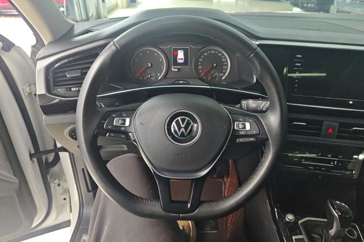 Used Volkswagen Tayron 2022 330TSI Two-Wheel Drive Luxury Smart Connectivity Version
