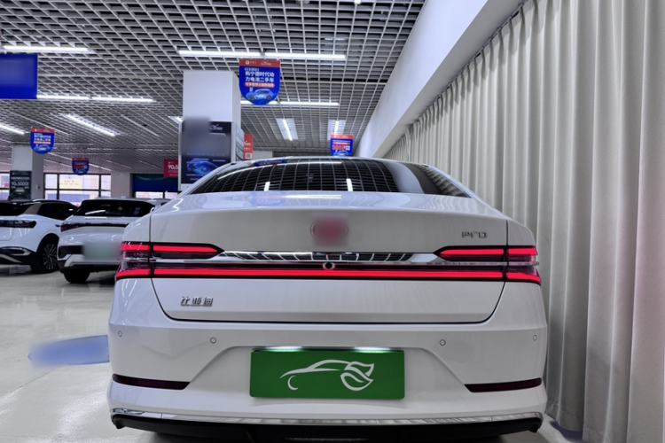 Used BYD Qin Pro New Energy 2019 EV Super Edition High-Power Smart Connect Luxurious Model